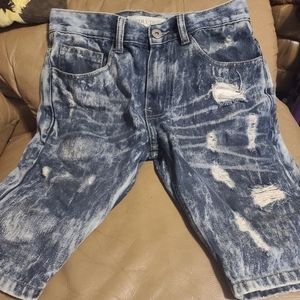 Men"s ripped Denium shorts